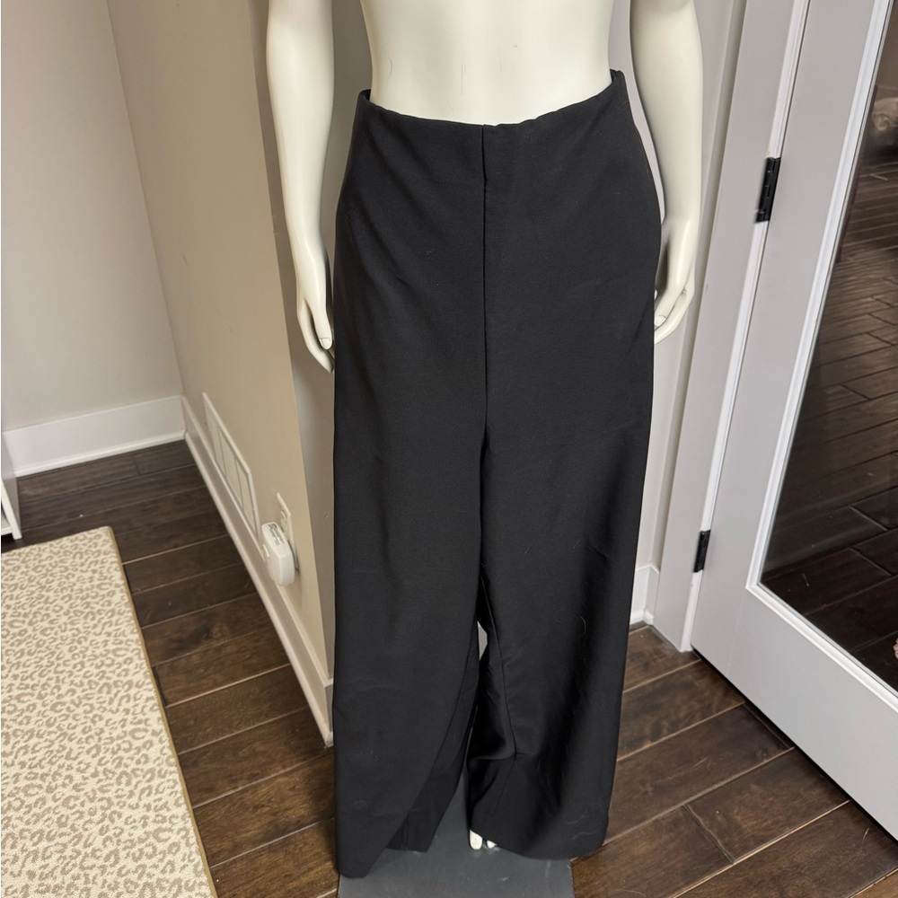 Torrid Black Stretchy Wide Leg Pants Size 4 short